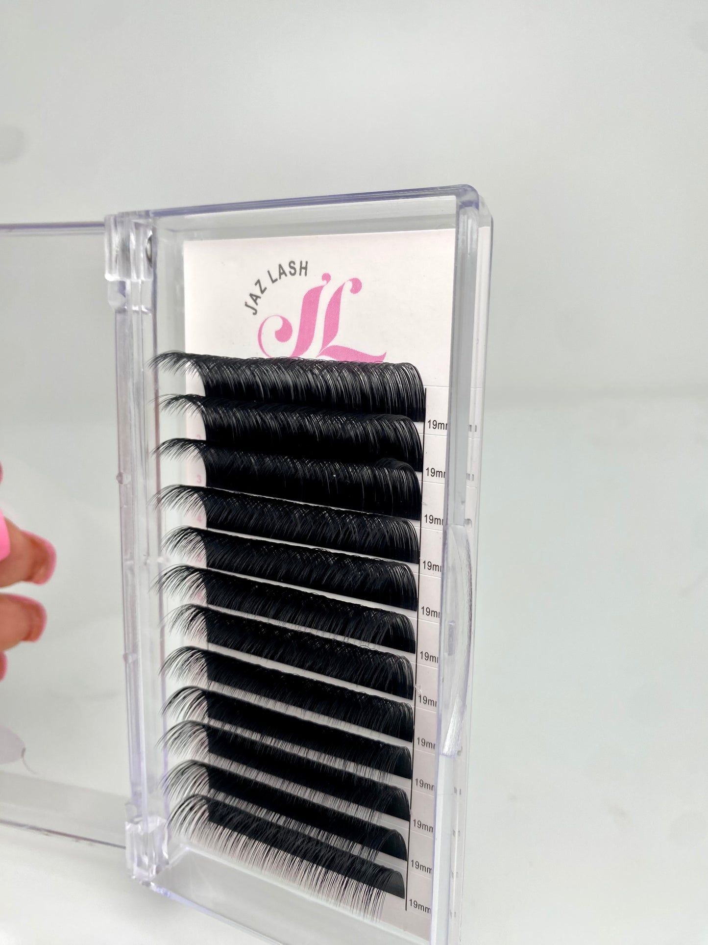 Cashmere Volume eyelash extension trays - Jasmine Nakea