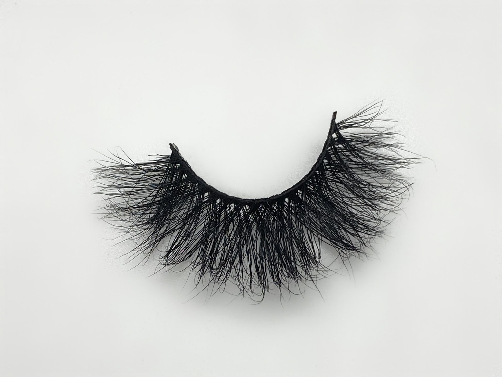 “TIA” strip lash - Jasmine Nakea